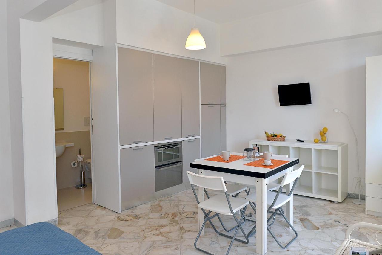Tizi Apartments Corso Reginna Майори Екстериор снимка